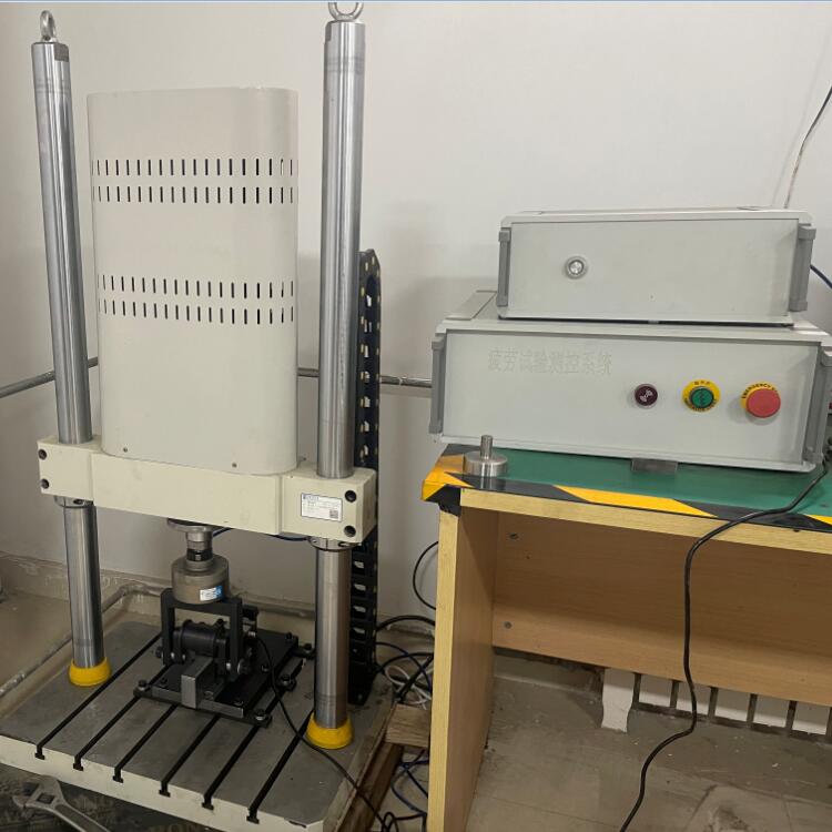 1677203312784688.jpg 股骨髁疲勞性能試驗(yàn)1.jpg