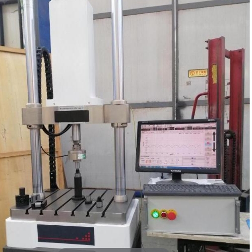 1715325081906521.png 0下頜骨咬合力試驗機 電子式動靜態(tài)試驗主要由一臺主機、全數(shù)字單通道伺服控制器以及計算機打印機、相關試驗軟件、其它必要的附件等組成。.png